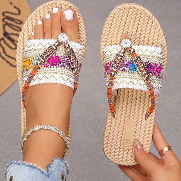MODA ME COUTURE Shoes - White Bohemian Women's Embroidered Flip Flop Flat Sandals
